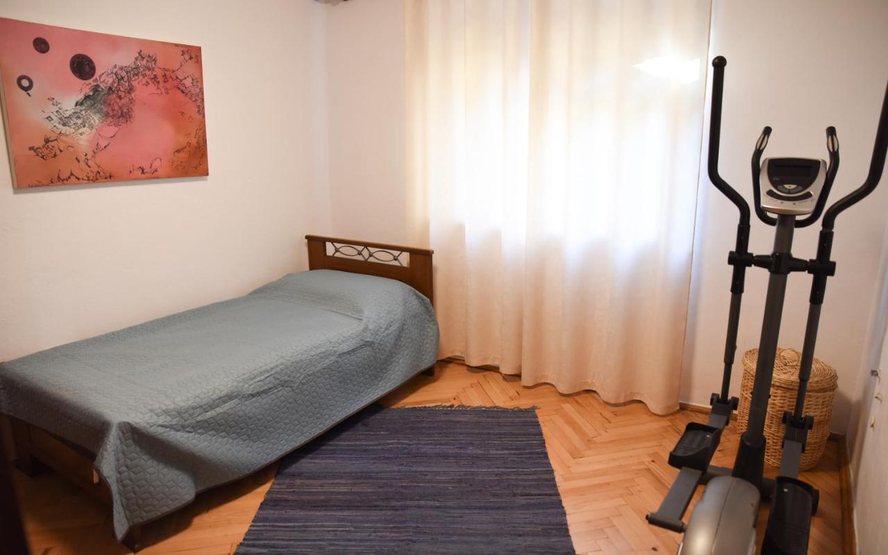 Lovely At The Heart Of Myslym Shyri Appartement